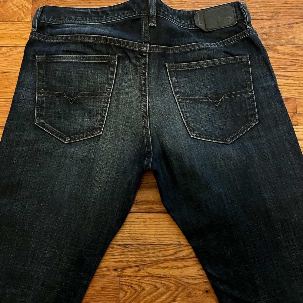 Diesel slim straight 34x30.